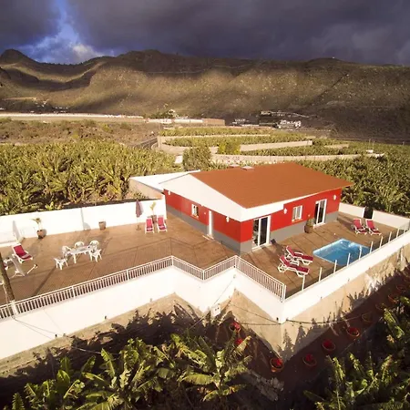 2 Bedrooms House With Sea View Shared Pool And Terrace At Santiago Del Teide 3 Km Away From The Beach 別荘 *