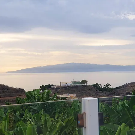 2 Bedrooms House With Sea View Shared Pool And Terrace At Santiago Del Teide 3 Km Away From The Beach