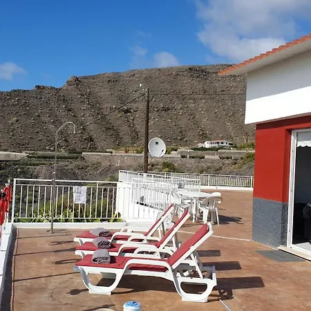 2 Bedrooms House With Sea View Shared Pool And Terrace At Santiago Del Teide 3 Km Away From The Beach 別荘 *