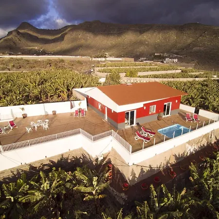 2 Bedrooms House With Sea View Shared Pool And Terrace At Santiago Del Teide 3 Km Away From The Beach サンティアゴ・デル・テイデ