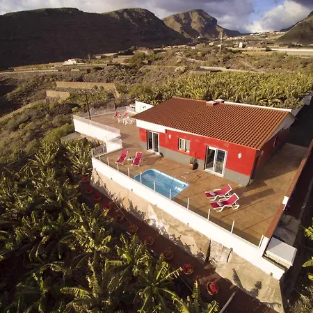 2 Bedrooms House With Sea View Shared Pool And Terrace At Santiago Del Teide 3 Km Away From The Beach Дом отдыха
